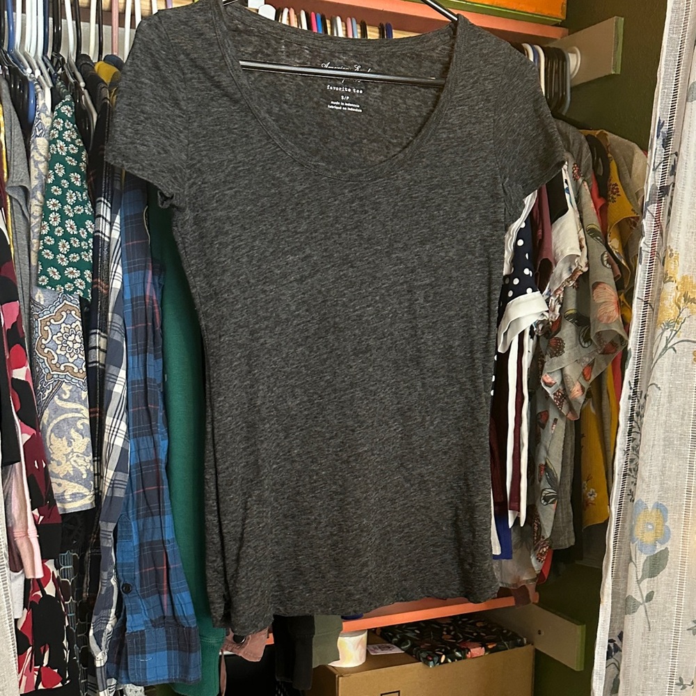 American Eagle Outfitters Women's Short Sleeve Scoop Neck Tee - Charcoal Gray